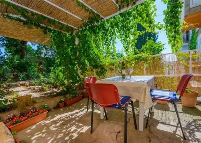 Apartment Gb