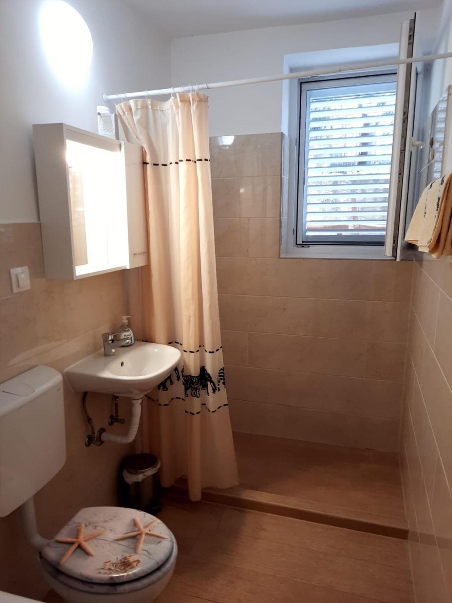 Apartment Gb *