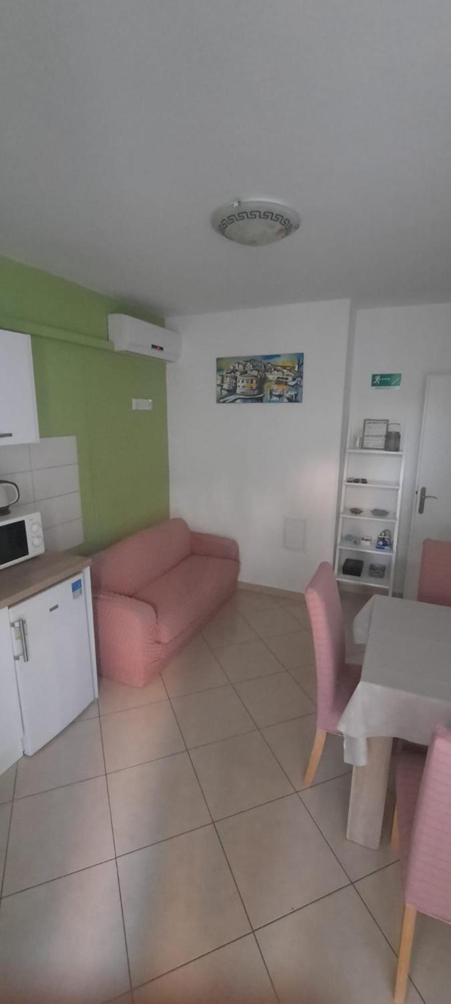 Apartment Gb